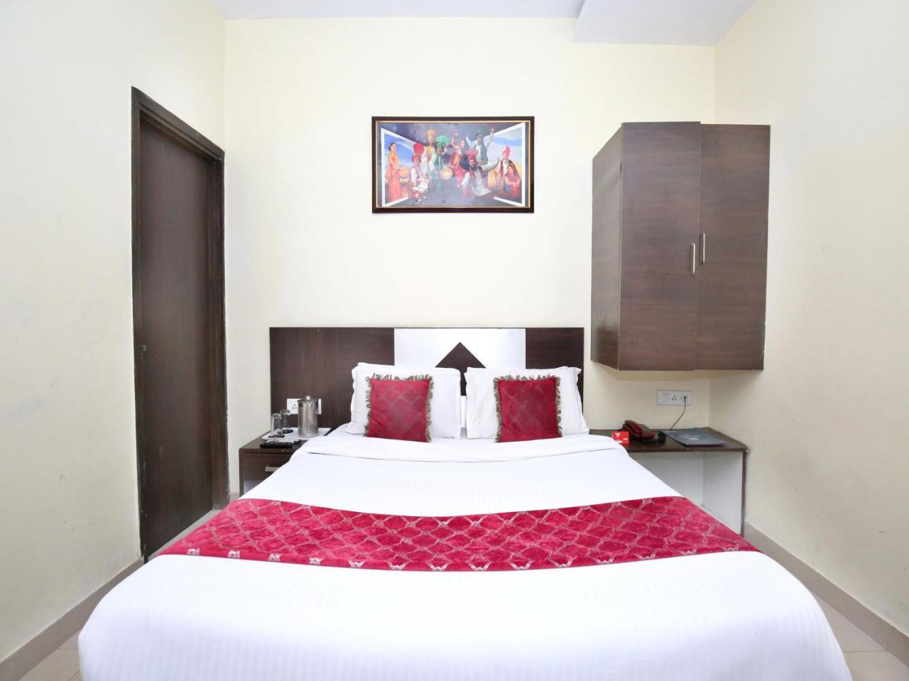 Fabhotel Star Metro Inn 암리차르 외부 사진
