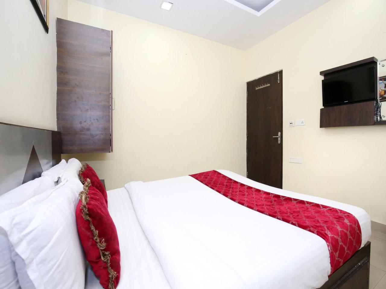 Fabhotel Star Metro Inn 암리차르 외부 사진